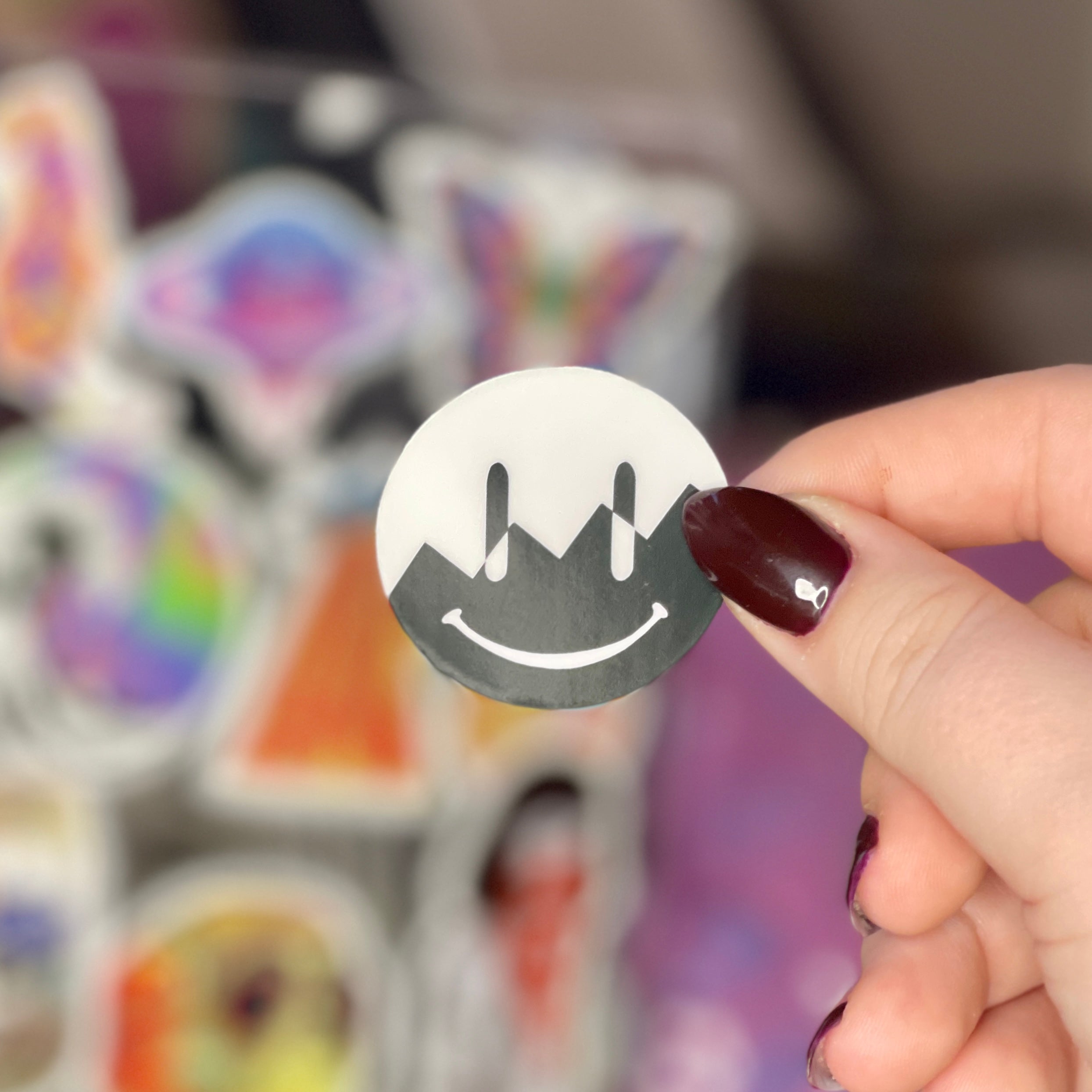 Black & White ZigZag Split Smiley